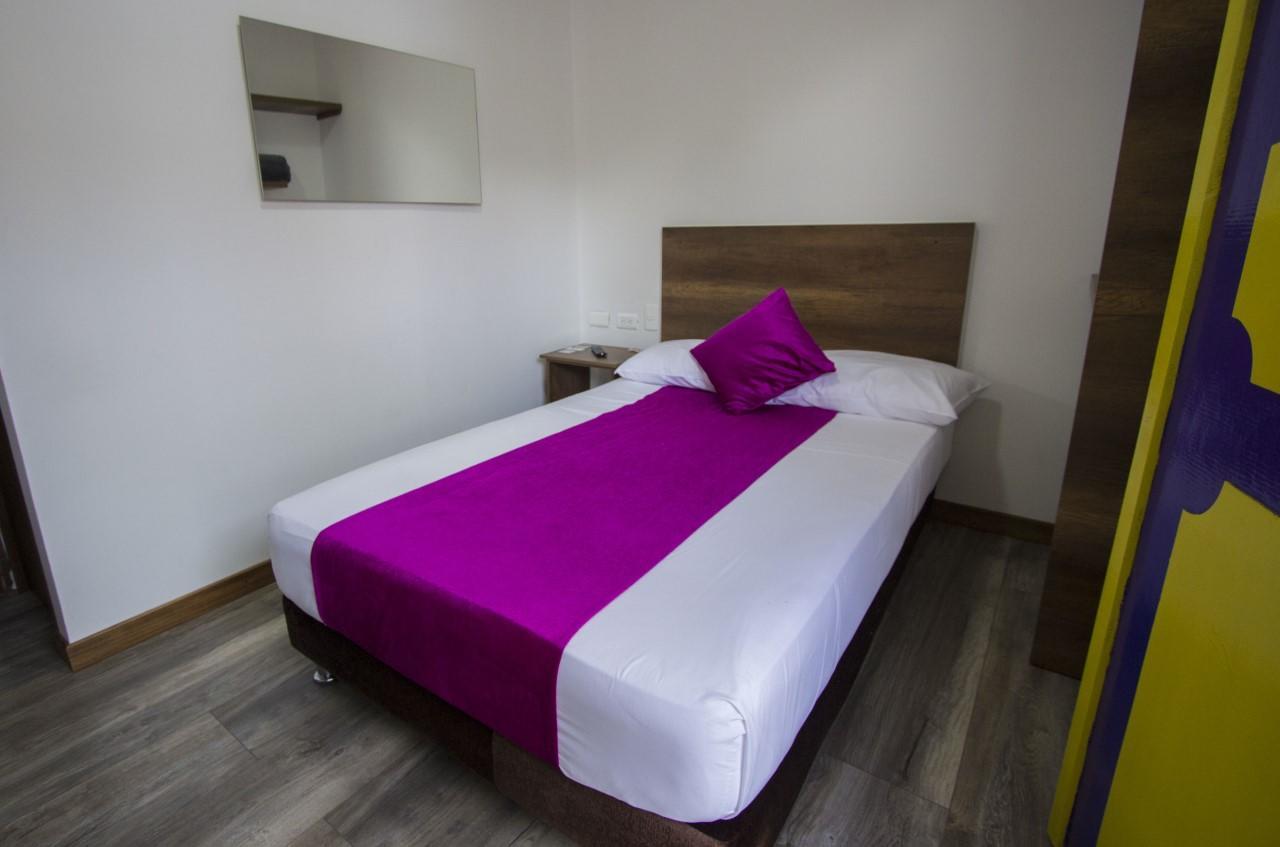 Hotel Junior Plaza Apía Eksteriør bilde