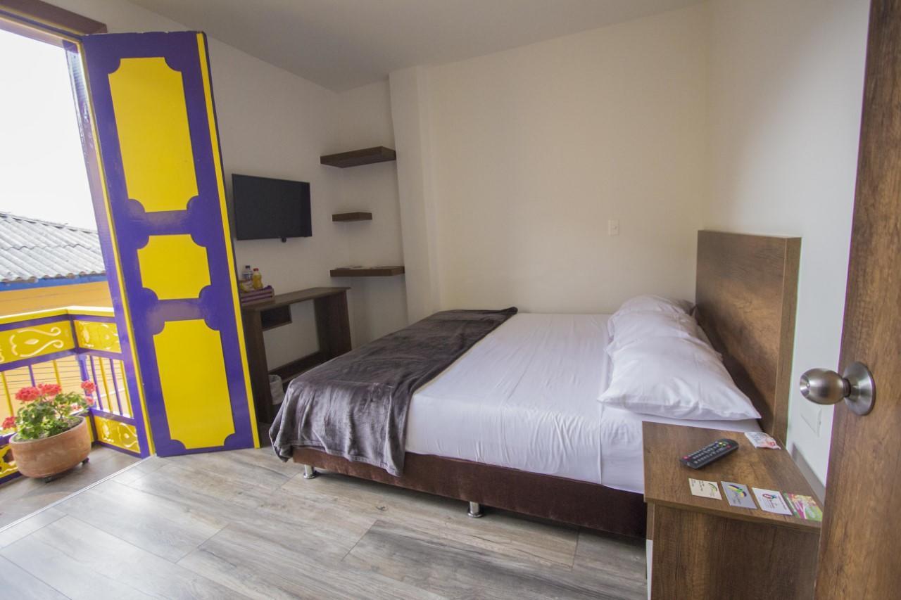 Hotel Junior Plaza Apía Eksteriør bilde