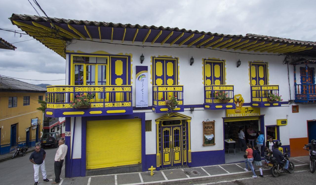 Hotel Junior Plaza Apía Eksteriør bilde