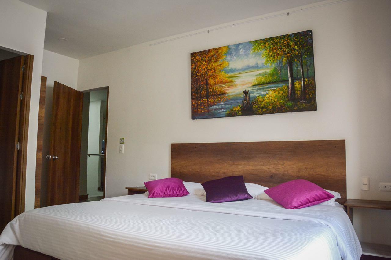 Hotel Junior Plaza Apía Eksteriør bilde