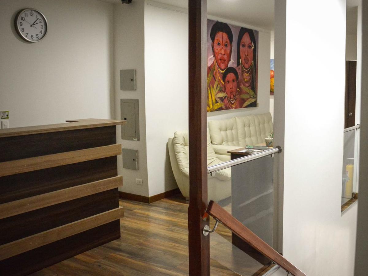 Hotel Junior Plaza Apía Eksteriør bilde